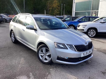 Used Skoda Octavia 2019 for sale - 76344363: Photo