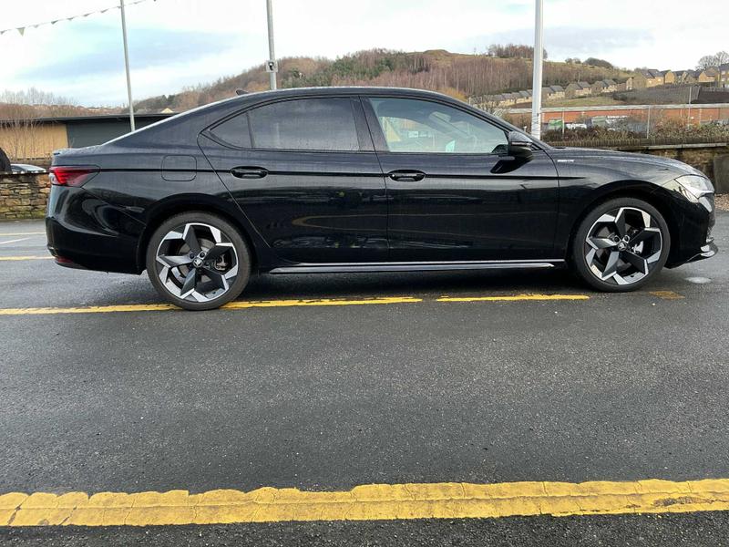 Used Skoda Superb 2025 for sale - 77042451: Photo 4