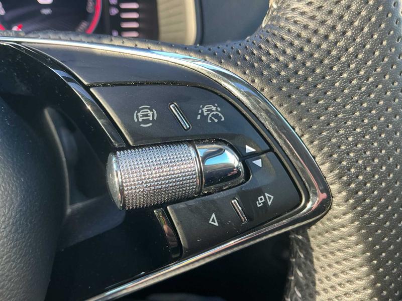 Used Skoda Karoq 2023 for sale - 76766909: Photo 24