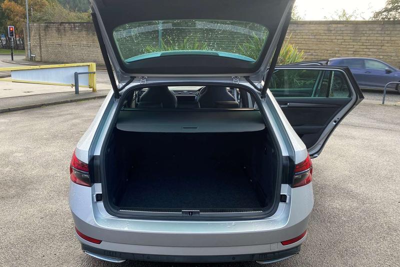 Used Skoda Superb 2023 for sale - 77106641: Photo 25