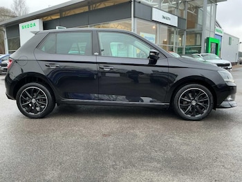 Used Skoda Fabia 2017 for sale - 77372400: Photo