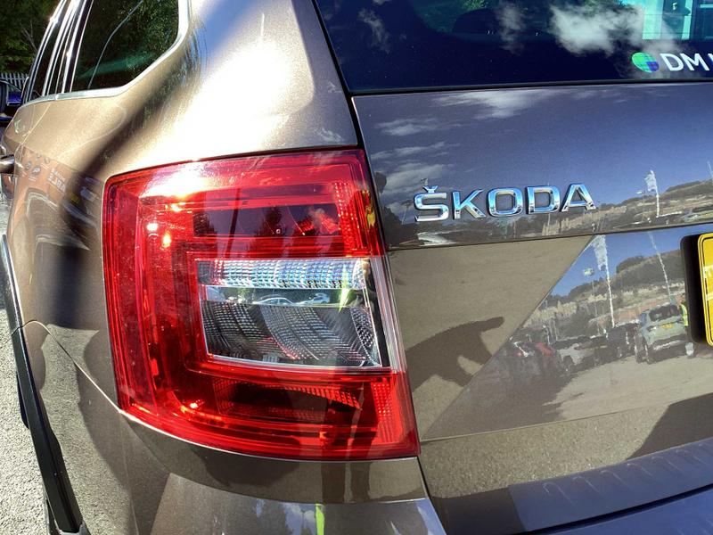 Used Skoda Octavia 2017 for sale - 76603439: Photo 14