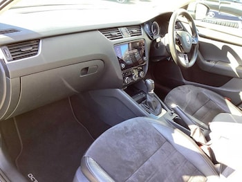 Used Skoda Octavia 2017 for sale - 76603439: Photo