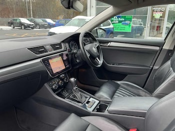 Used Skoda Superb 2018 for sale - 77042462: Photo