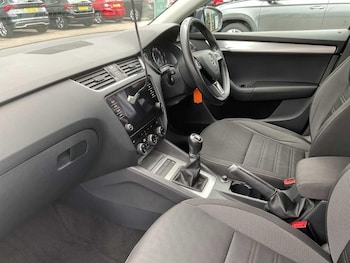 Used Skoda Octavia 2019 for sale - 79344492: Photo