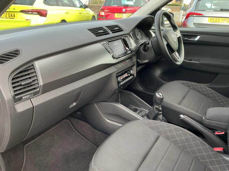 Used Skoda Fabia 2018 for sale - 76703172: Photo 2