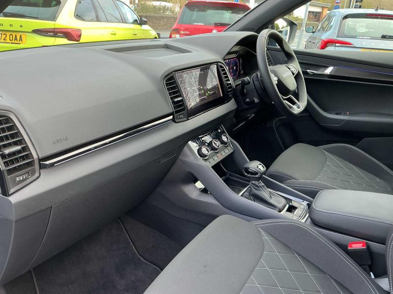 Used Skoda Karoq 2025 for sale - 76631259: Photo 2