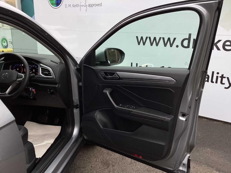 Used Volkswagen T-Roc 2025 for sale - 78153155: Photo 31