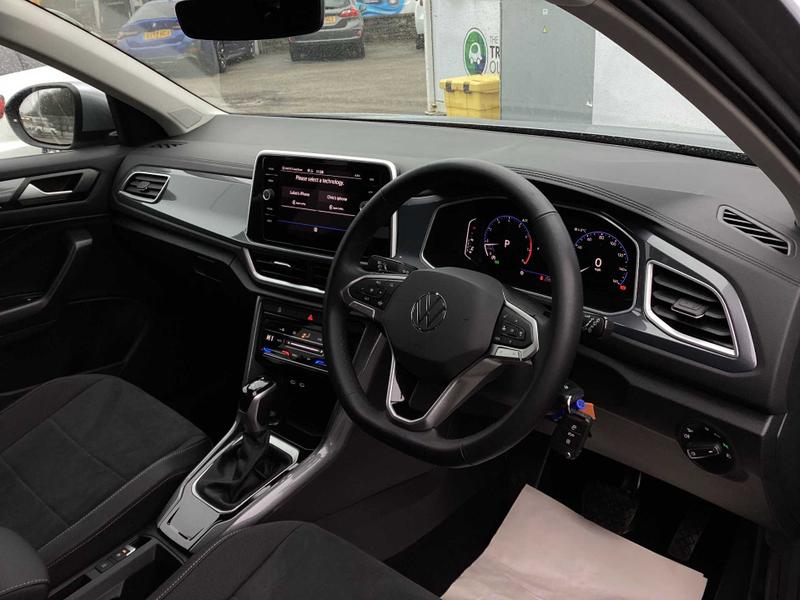 Used Volkswagen T-Roc 2025 for sale - 78153155: Photo 32