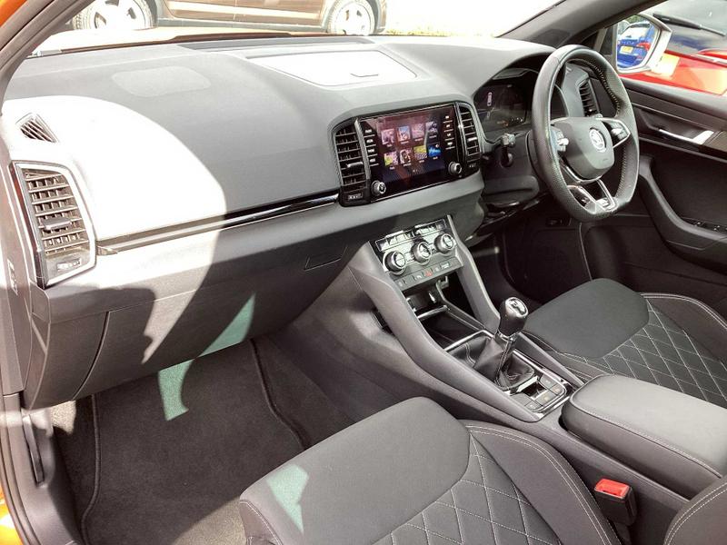 Used Skoda Karoq 2023 for sale - 76114541: Photo 2