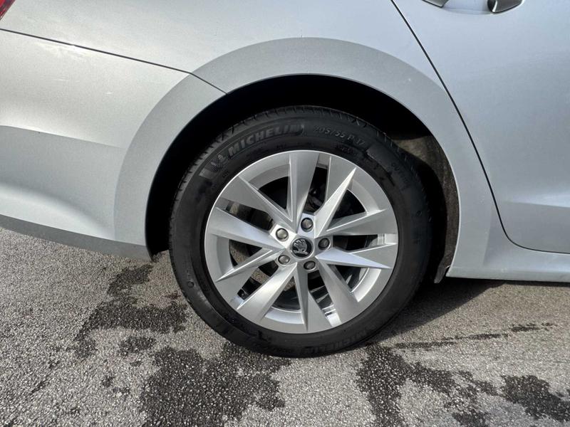 Used Skoda Octavia 2021 for sale - 76332453: Photo 5