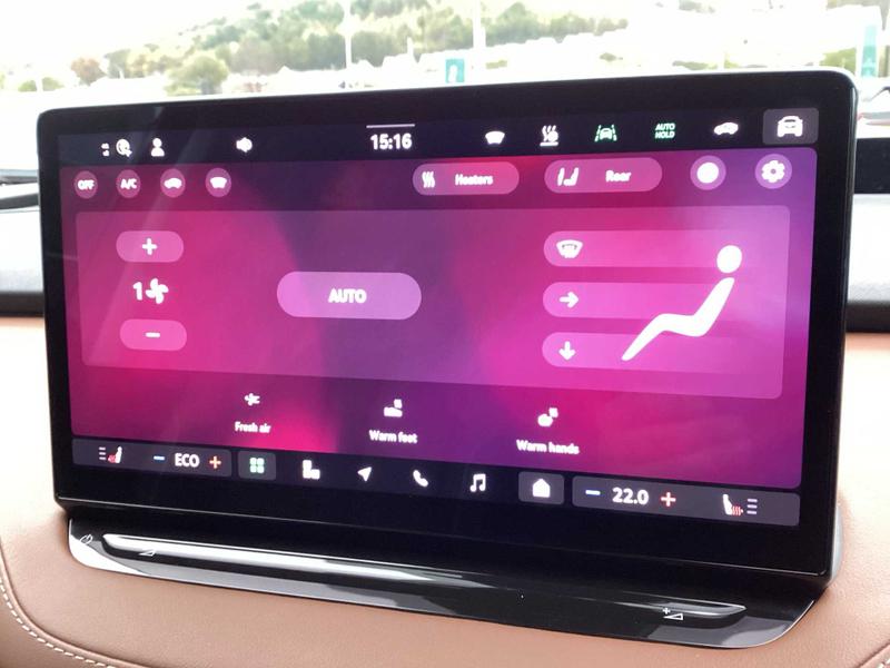 Used Skoda Enyaq 2024 for sale - 76405311: Photo 32