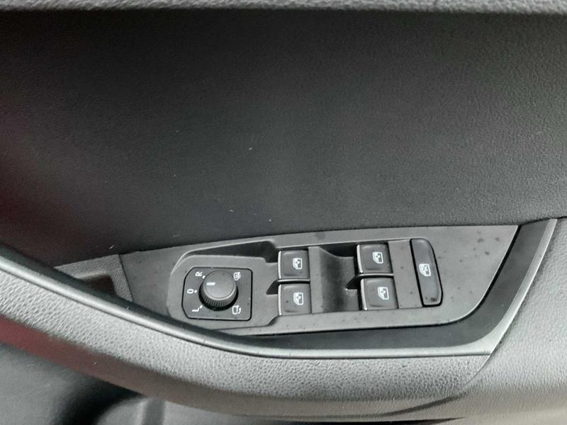 Used Skoda Karoq 2019 for sale - 77326934: Photo 19
