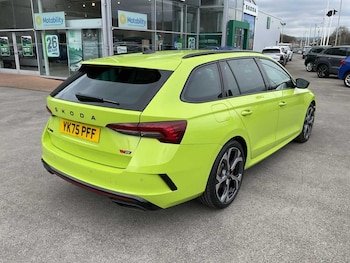 Used Skoda Octavia 2025 for sale - 77619960: Photo