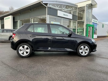 Used Skoda Fabia 2015 for sale - 77116644: Photo