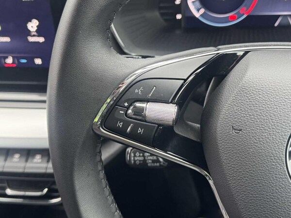 Used Skoda Octavia 2022 for sale - 76228759: Photo 35