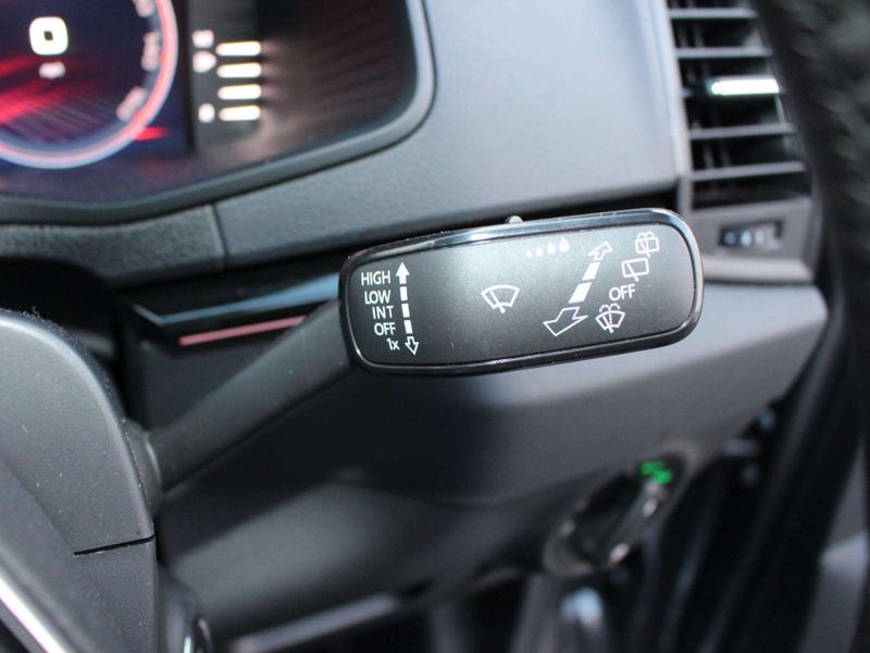 Used Skoda Karoq 2025 for sale - 77198862: Photo 27