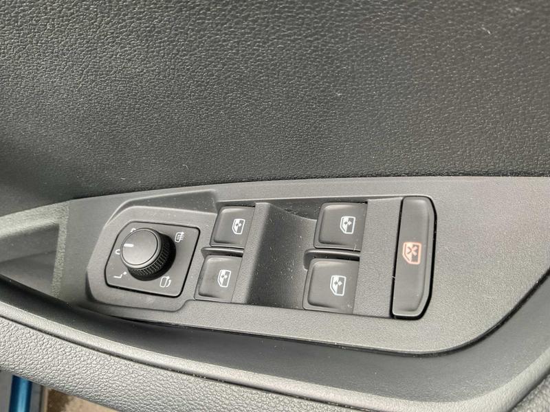 Used Skoda Karoq 2023 for sale - 78001123: Photo 19