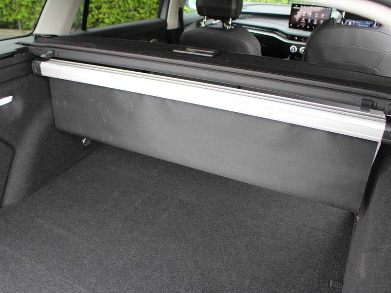 Used Skoda Superb 2024 for sale - 76862461: Photo 22