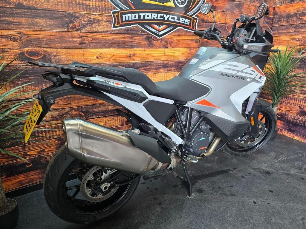 KTM Adventure