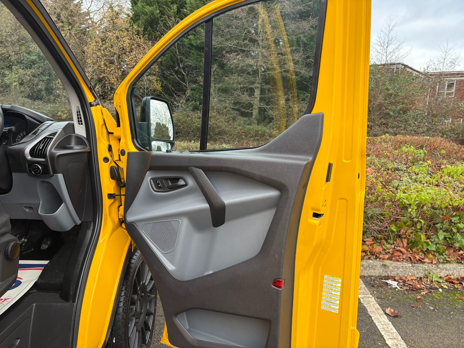 Used Ford Transit Custom 2015 for sale - 76904441: Photo 22