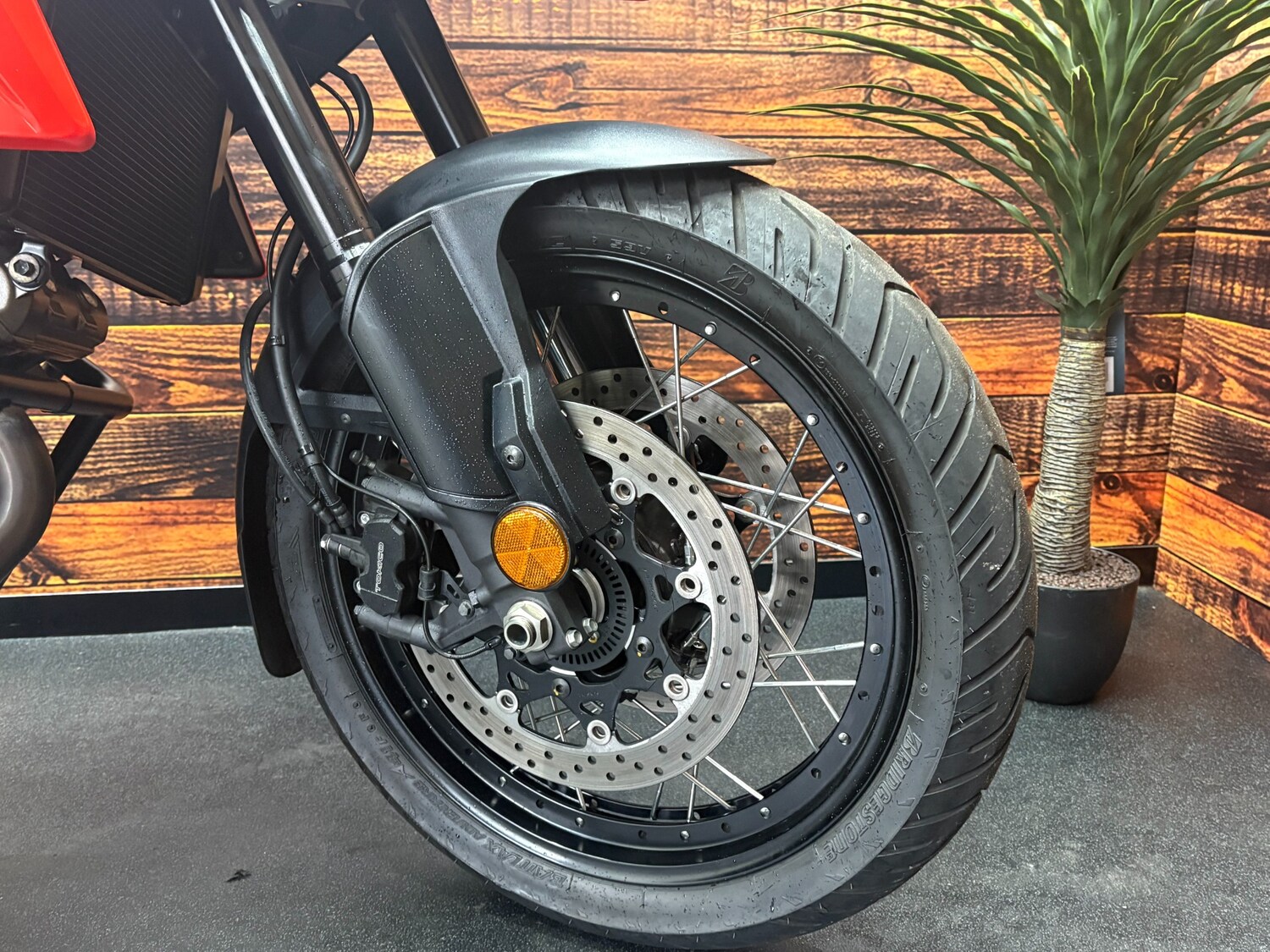 Suzuki DL 1050 RC M2