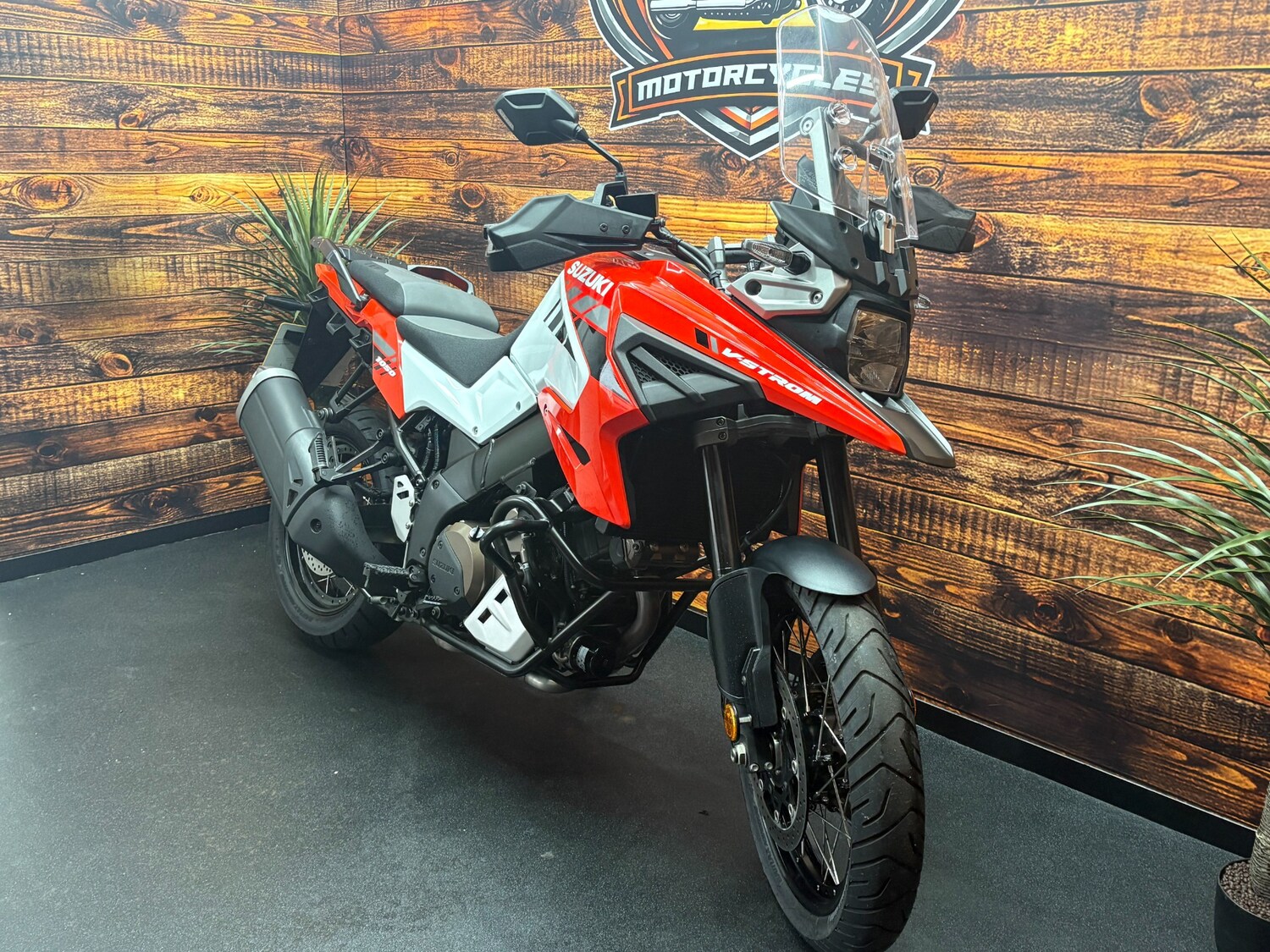 Suzuki DL 1050 RC M2