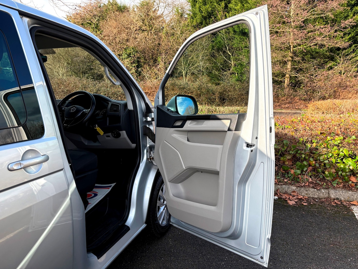 Used Volkswagen Transporter 2017 for sale - 77432846: Photo 18