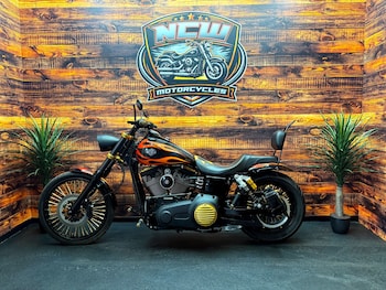 Used Harley-Davidson DYNA WIDE GLIDE 2012 for sale - bike-77661974: Photo