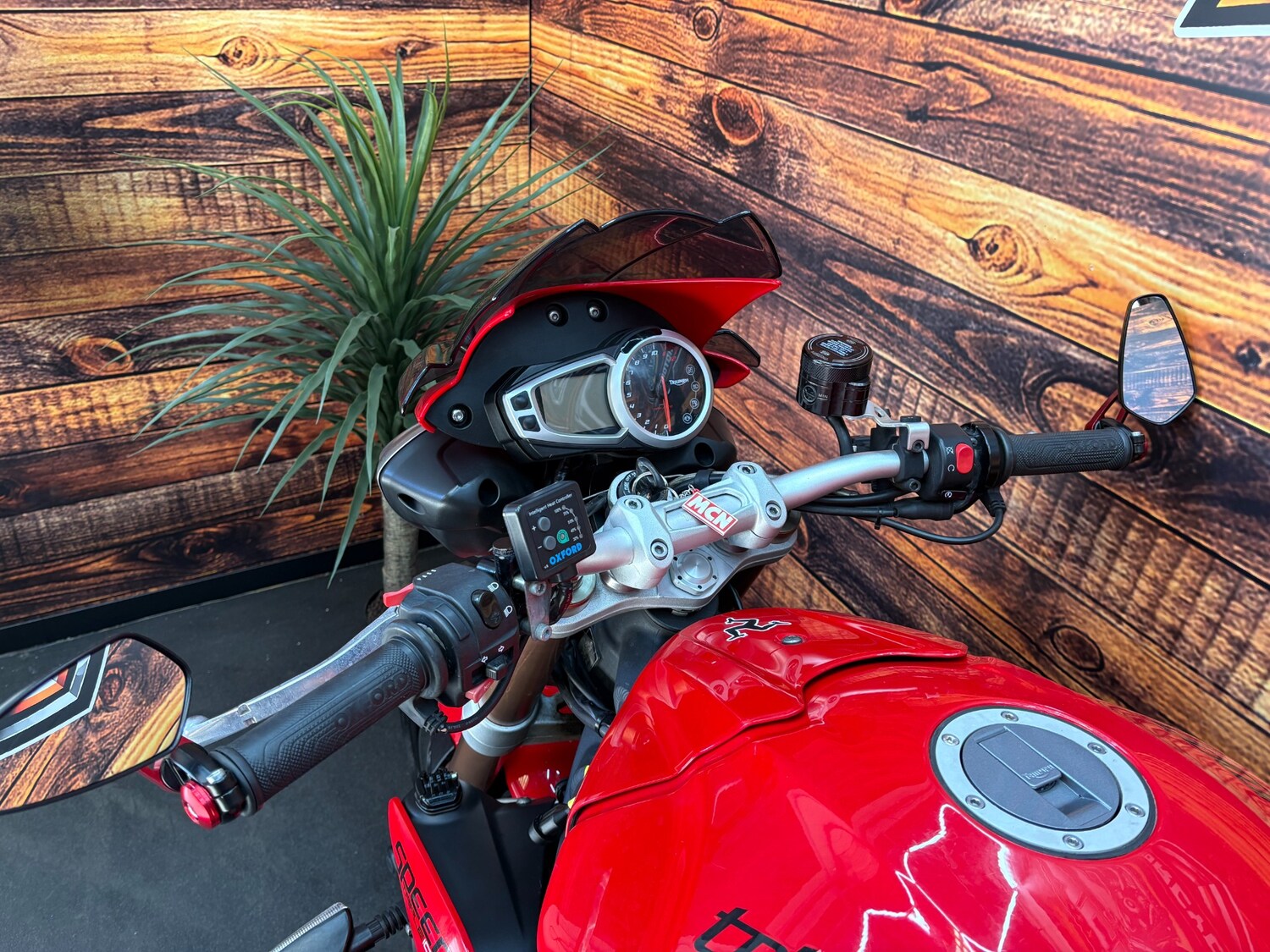 Used Triumph SPEED 2013 for sale - 78421049: Photo 7