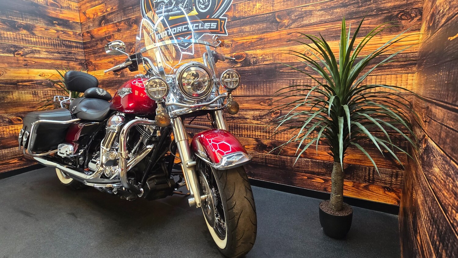 Used Harley-Davidson TOURING ROAD KING 2014 for sale - 78926636: Photo 6