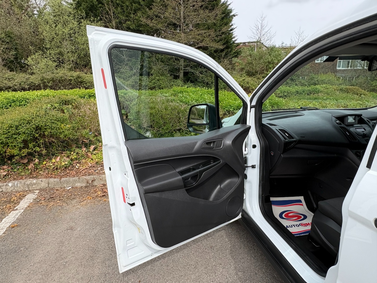 Used Ford Transit Connect 2017 for sale - 78198049: Photo 8