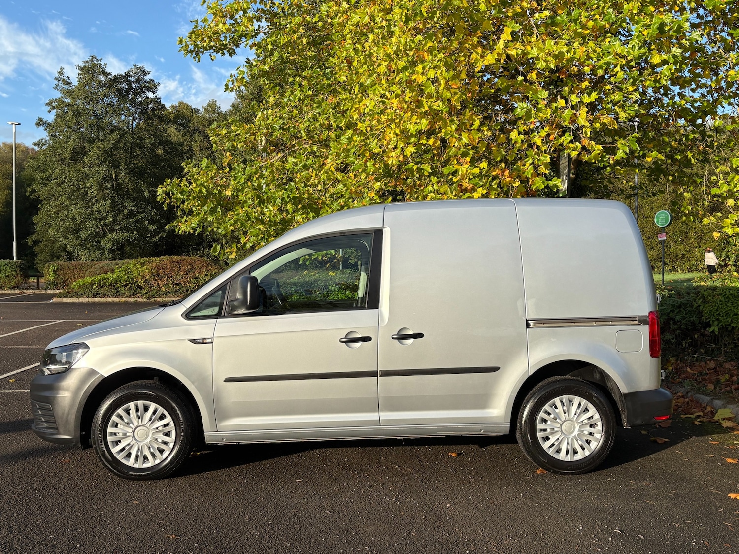 Used Volkswagen Caddy 2019 for sale - 76340102: Photo 5
