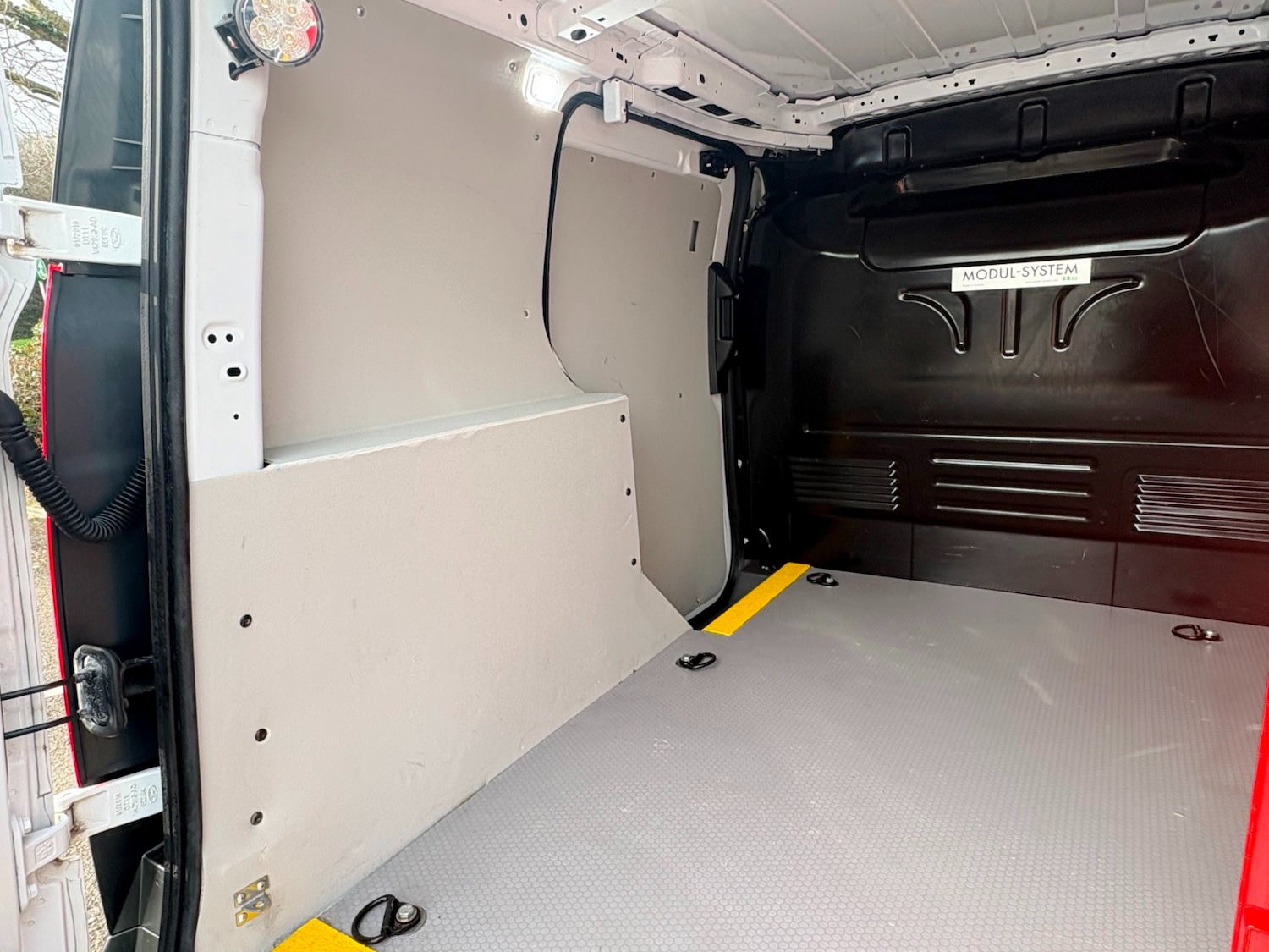 Used Ford Transit Connect 2018 for sale - 77762425: Photo 8