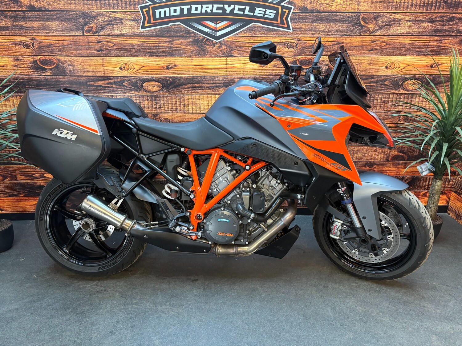 Used KTM 1290 SUPERDUKE GT 22 2022 for sale - 78438847: Photo 14