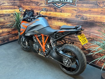 Used KTM 1290 SUPERDUKE GT 22 2022 for sale - bike-78438847: Photo