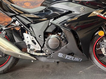 Used Suzuki GSX 2019 for sale - bike-79380787: Photo