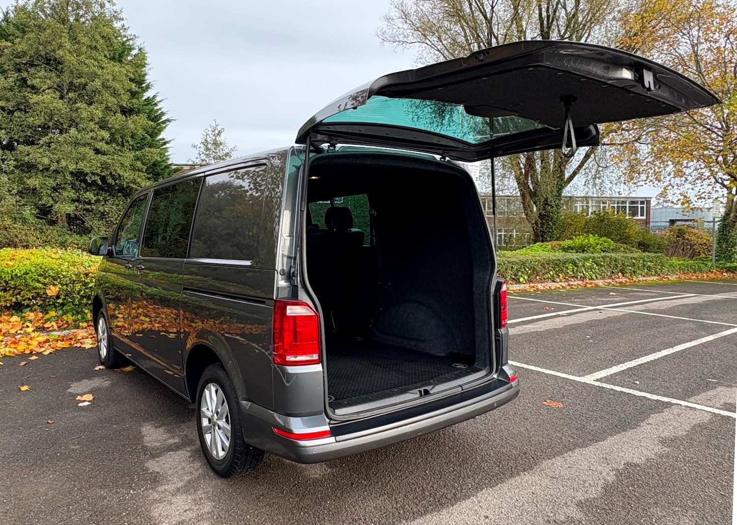 Used Volkswagen Transporter 2019 for sale - 76412142: Photo 14