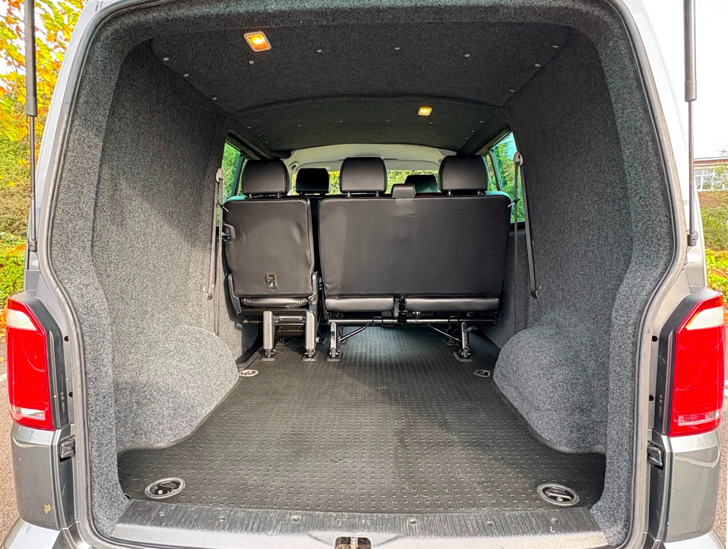 Used Volkswagen Transporter 2019 for sale - 76412142: Photo 18