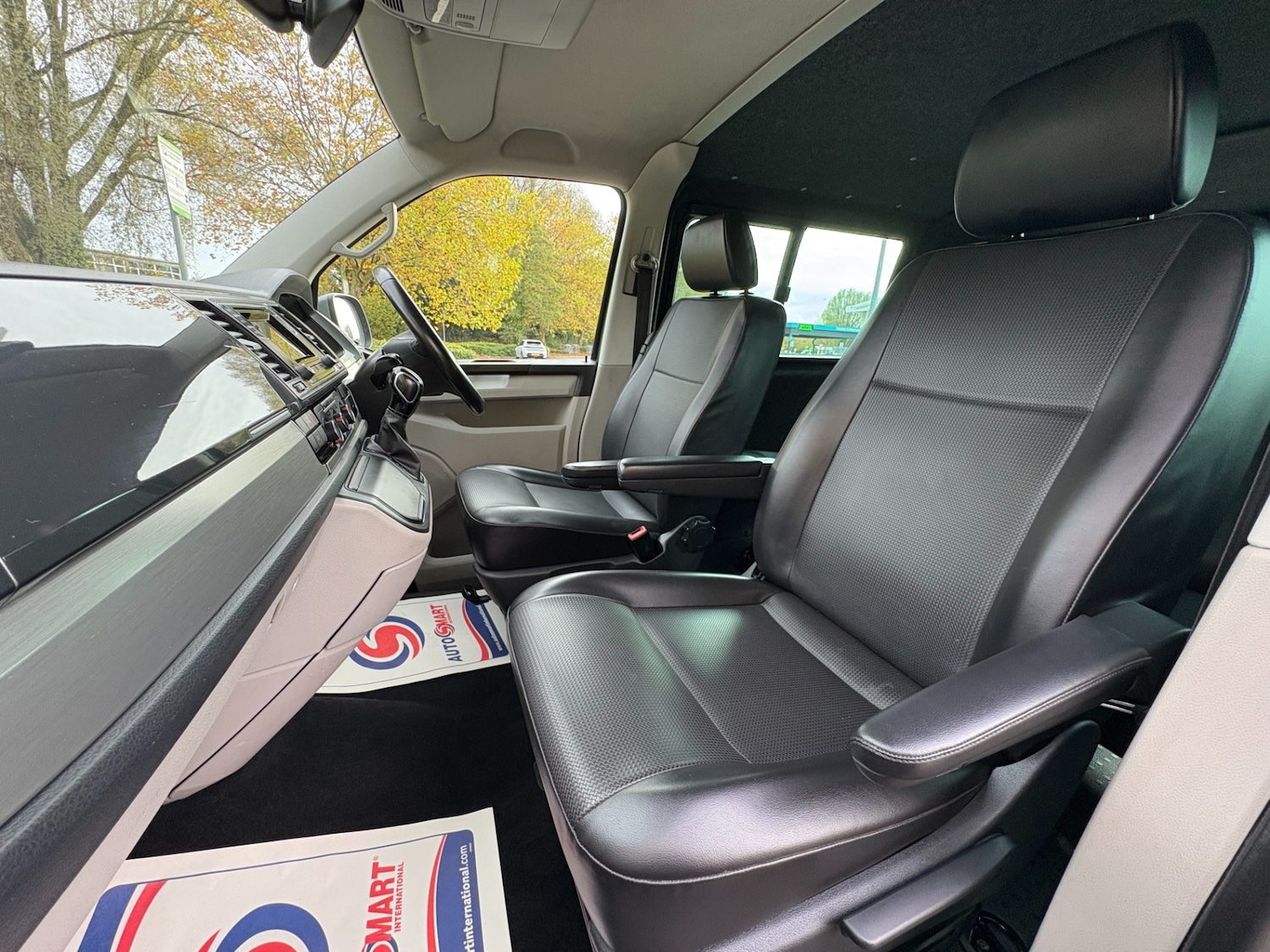 Used Volkswagen Transporter 2019 for sale - 76412142: Photo 24