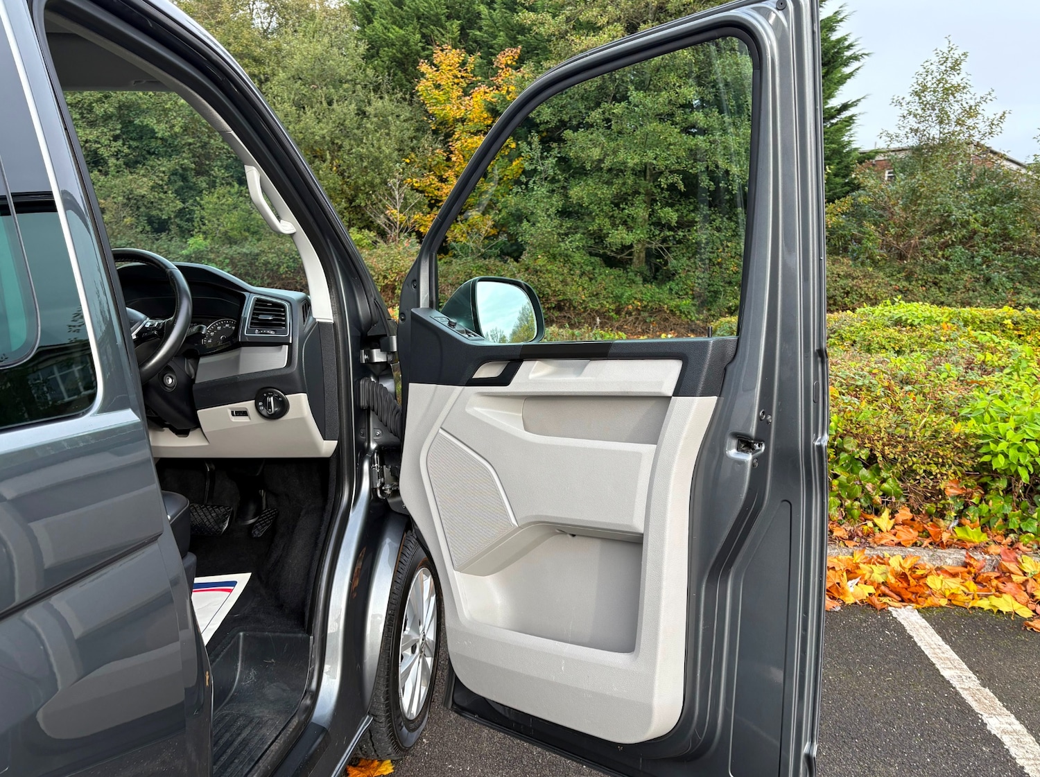 Used Volkswagen Transporter 2019 for sale - 76412142: Photo 28