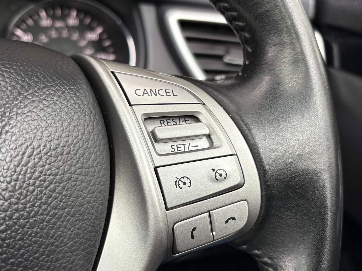 Used Nissan Qashqai 2016 for sale - 76180921: Photo 22