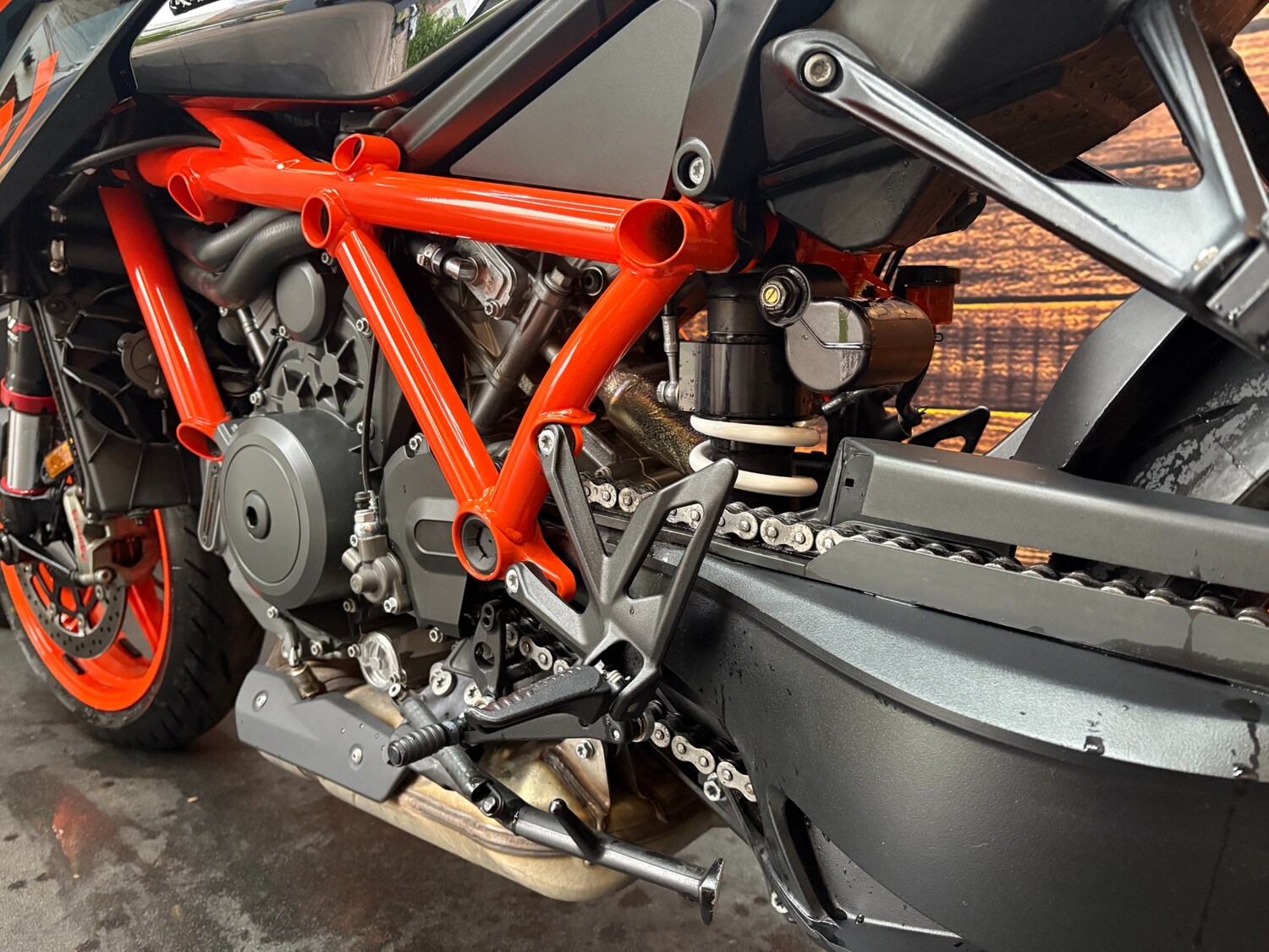 Used KTM SUPERDUKE 2023 for sale - 78653301: Photo 26