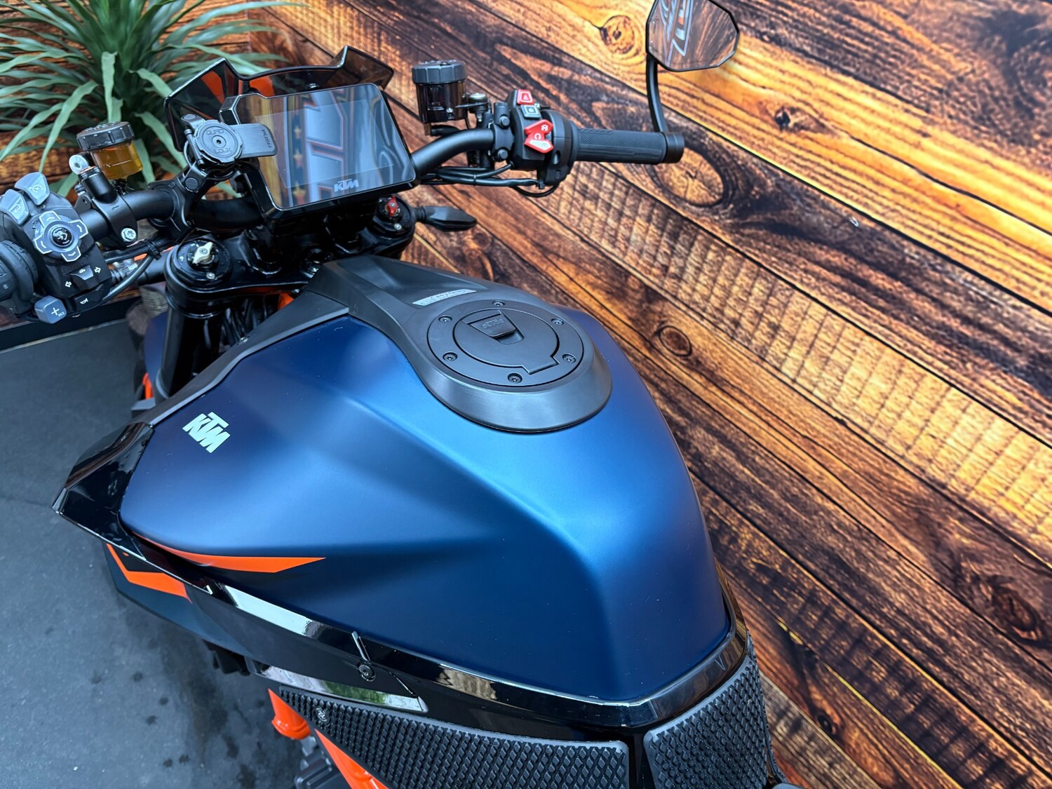 Used KTM SUPERDUKE 2023 for sale - 78653301: Photo 30