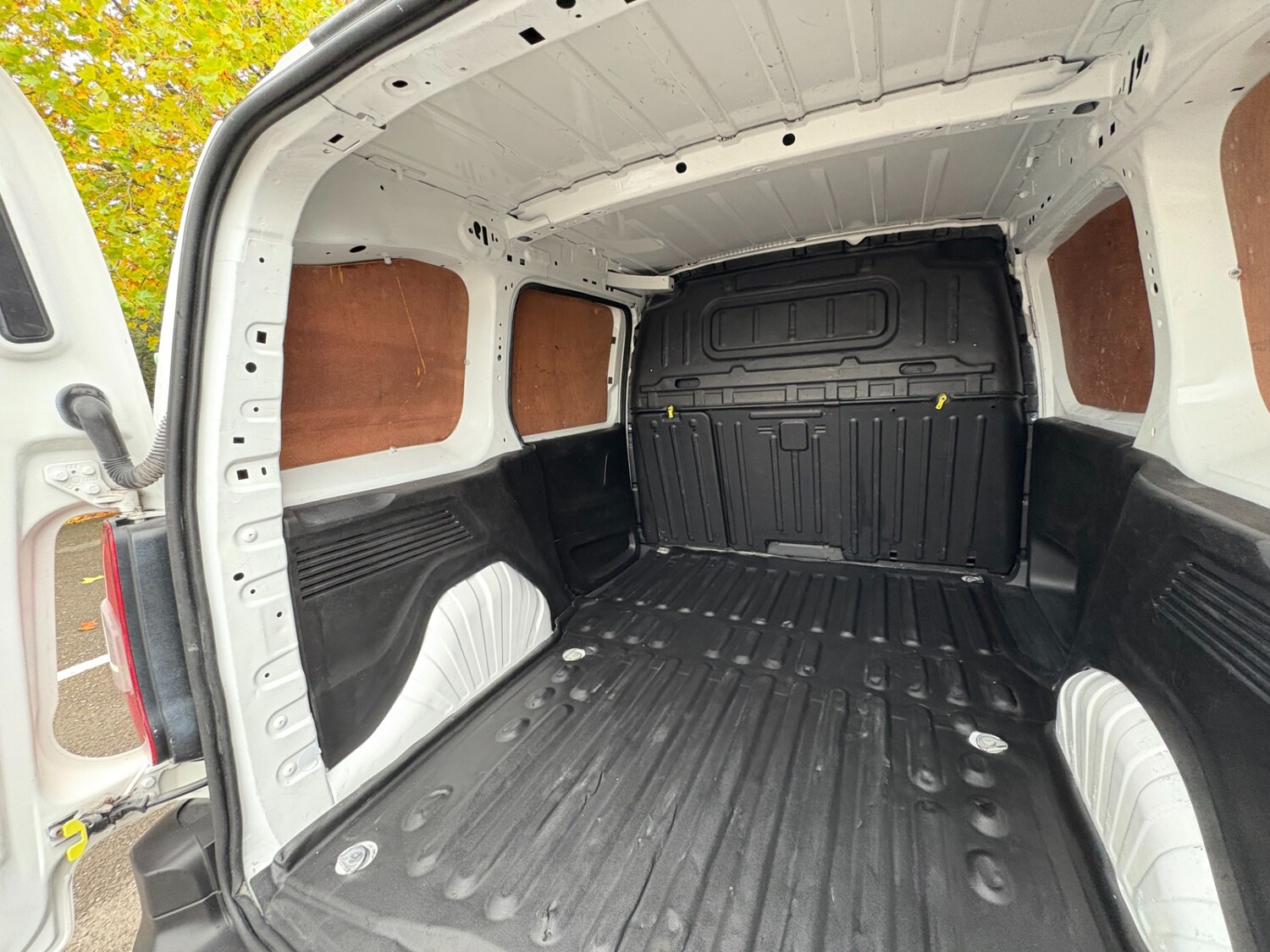 Used Citroen Berlingo 2020 for sale - 76343977: Photo 15