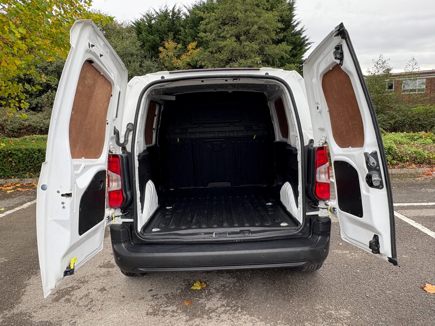 Used Citroen Berlingo 2020 for sale - 76343977: Photo 6