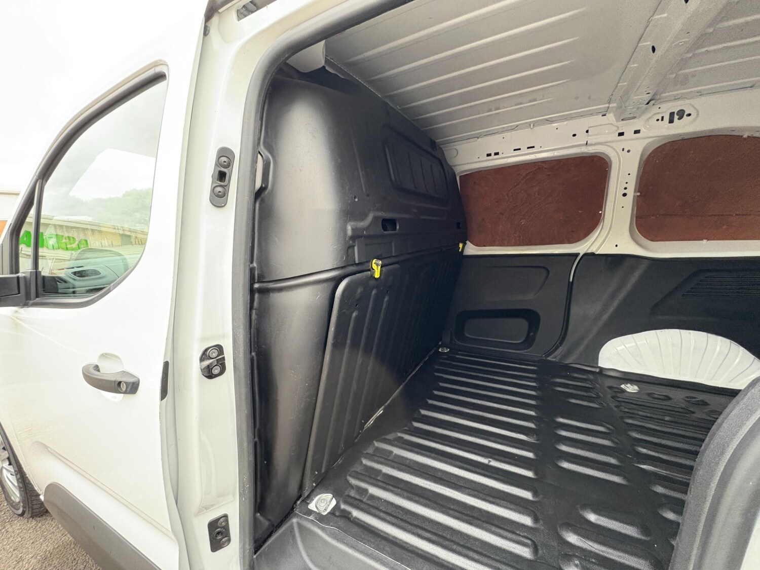 Used Citroen Berlingo 2020 for sale - 76343977: Photo 9