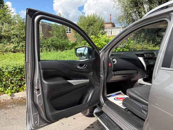 Used Nissan Navara 2018 for sale - 76339855: Photo 16
