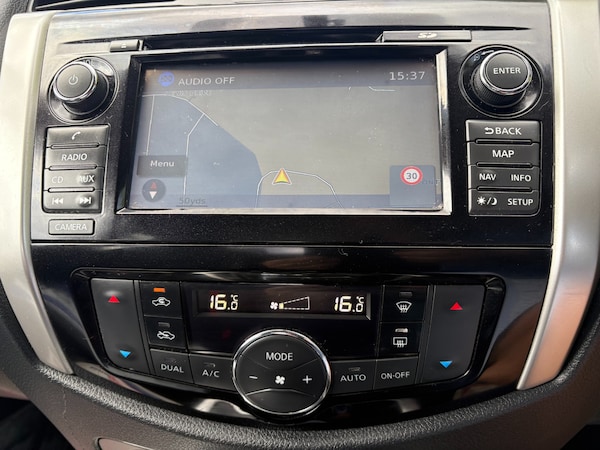 Used Nissan Navara 2018 for sale - 76339855: Photo 24