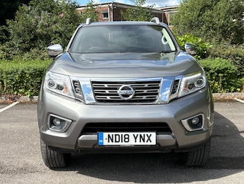 Used Nissan Navara 2018 for sale - 76339855: Photo 2
